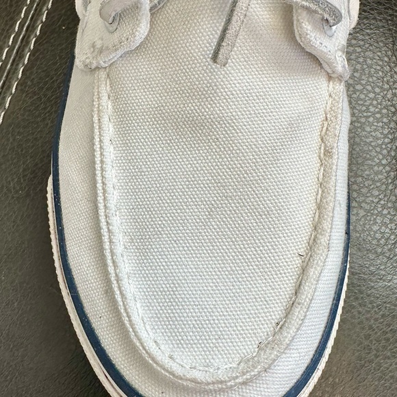 Sperry Women’s Light Gray Canvas Boat Shoes - Picture 4 of 9
